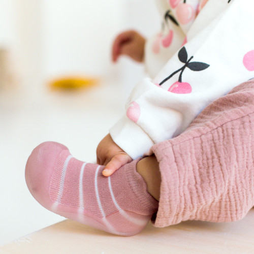Attipas buciki dla dziewczynki Bamboo See Through Bear Pink