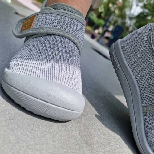 Attipas® Skin Shoes Gray – Uniwersalne Sneakersy Barefoot dla Dzieci