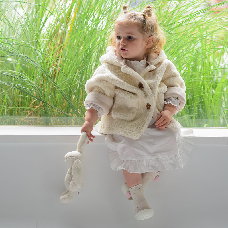 pierwsze buty dla dziecka lekkie elastyczne Attipas Shooting Star Cream