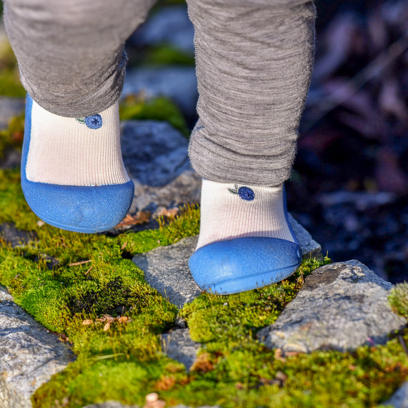 buciki barefoot dla dzieci Attipas Bamboo Blueberry