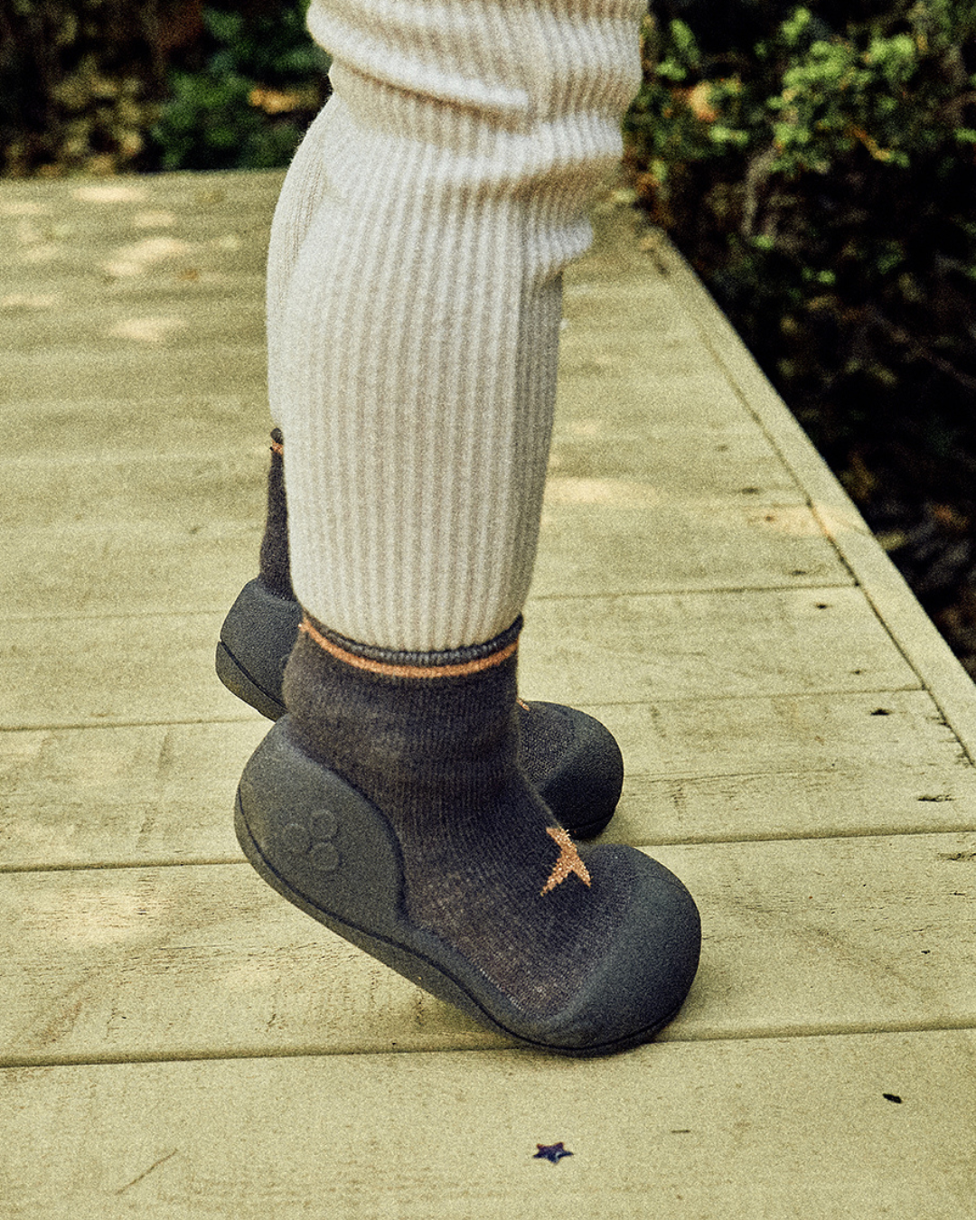 od kiedy dziecko powinno nosić pierwsze buty